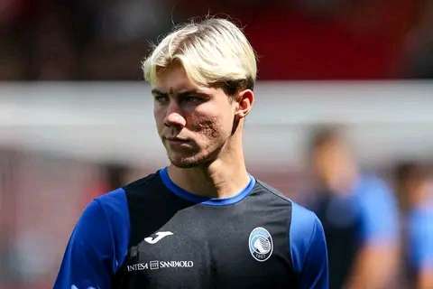 Rasmus Højlund to Manchester united agreement sealed for a fee worth €70m 22