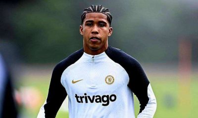 Porto wants Santos on loan. 11