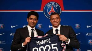 Mbappé : 'PSG is a team that divides' 4