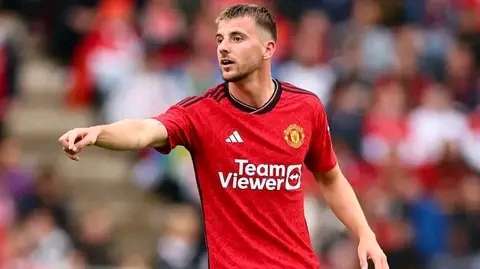 Manchester United made a very big mistake by signing Mason Mount -says Agbonlahor 22