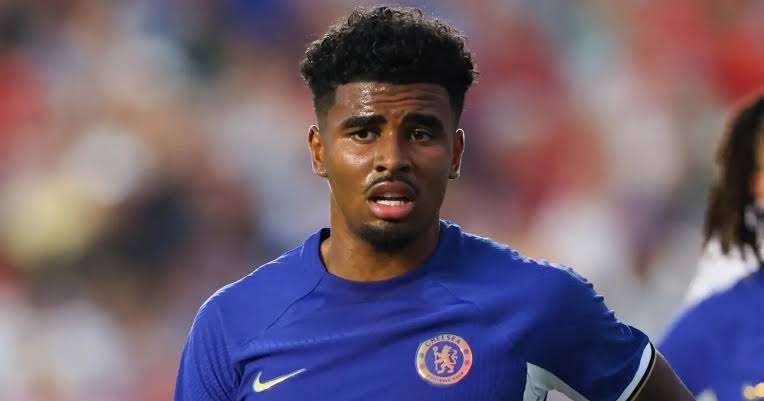 Ian Maatsen in 'contract troubles' with Chelsea. 1