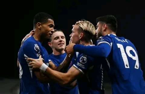Fulham 0-2 Chelsea: First half goals from Mudryk and Broja secures win for Chelsea. 9