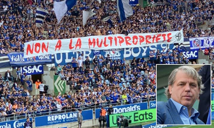 "We don't want the incompetence that reigns at Chelsea in Strasbourg," Strasbourg supporters. 3