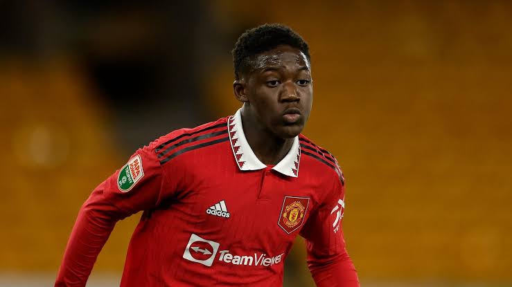 Kobbie Mainoo biography, Parents, Nationality, Playing style and more. 12