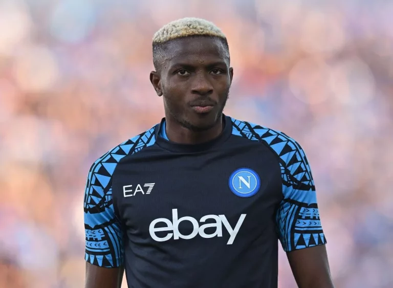 Victor Osimhen, a striker for Napoli, is now being pursued by Chelsea over their London rivals Arsenal 1