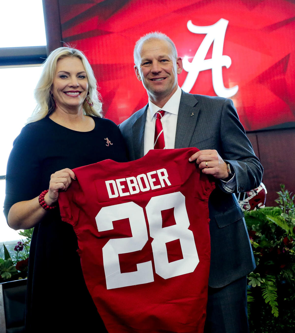 Alabama Football Announces Huge Contract Extension For Their Top Professional 7