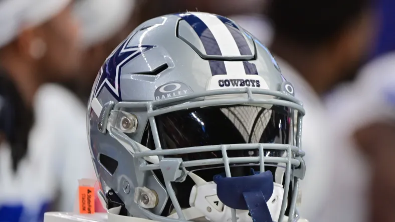 "Is Week 11 the End of Dak Prescott’s Reign? The Cowboys' Quarterback Dilemma" 19