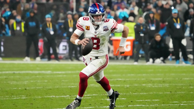 "Time's Up: Why the Giants Must Bench Daniel Jones Now and Who Should Replace Him in 2025" 22