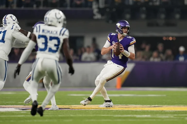 Viking Revival: How Sam Darnold Became Minnesota's Unlikely Playoff Savior 16