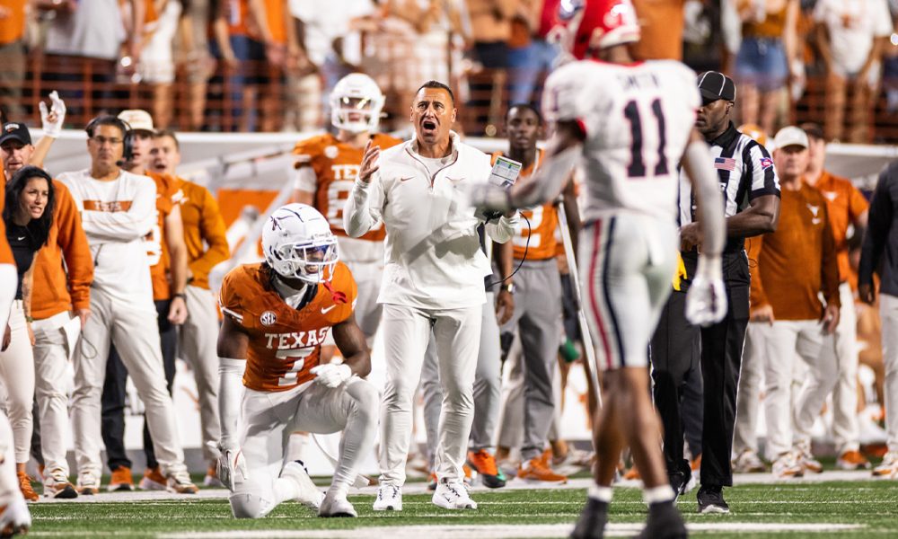 Sarkisian Stirs Controversy: Texas Coach’s Blunt Critique of Florida Ahead of SEC Clash 28