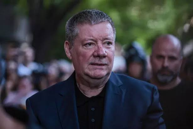 Liam Payne's Dad Allegedly Learned of His Death from One of the Men Facing Prosecution 10