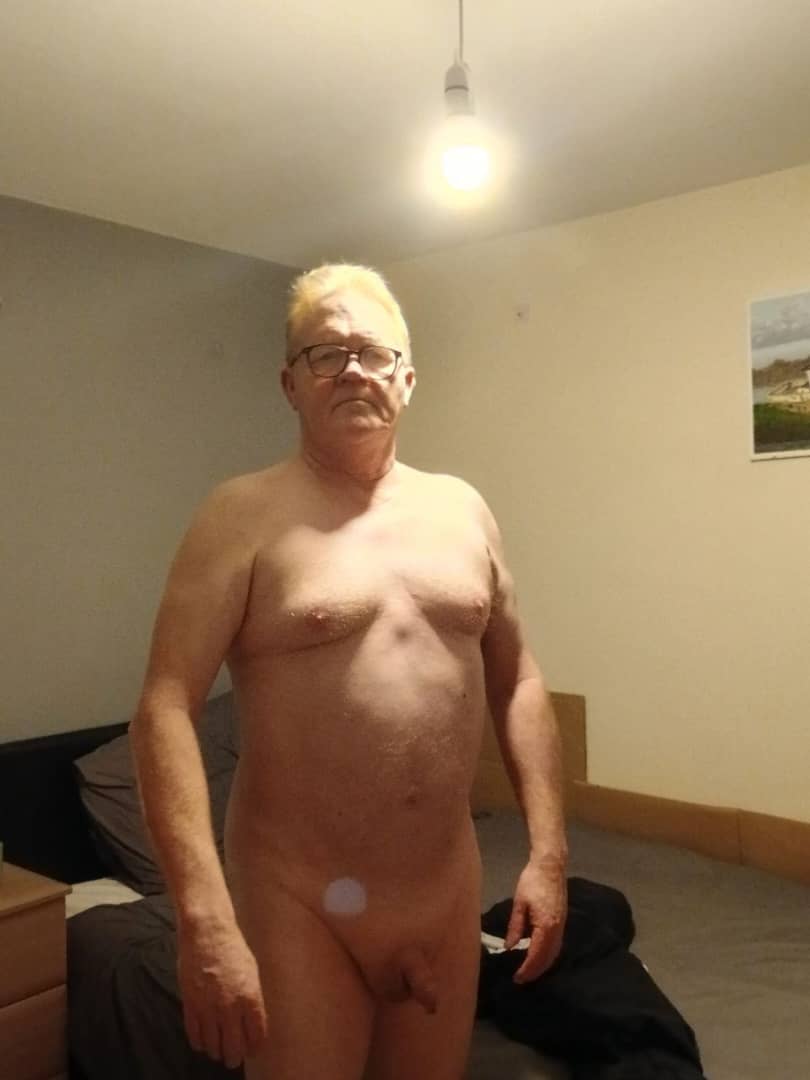 "Keith Simpson Exposed for Sending Explicit Material to Minor in Online Scheme" 1
