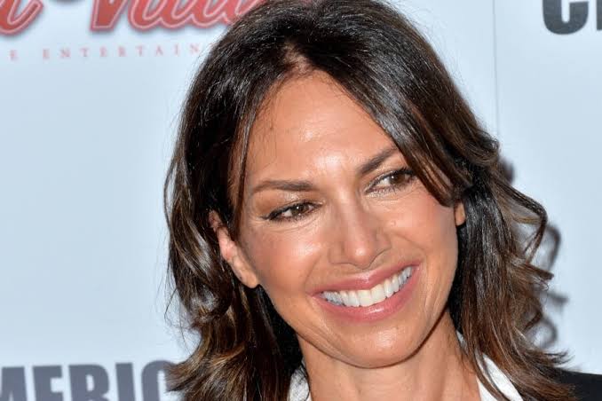 Susanna Hoffs' Health Revelations Shock Fans as Doctors Share Surprising New Details 15