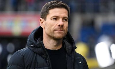 **Bayer Leverkusens Trainer setzt mutige Aussage ab: "Wir geben nicht auf" im Titelrennen gegen Bayern München** 2