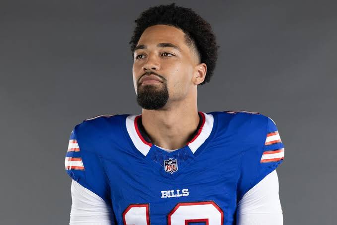 Khalil Shakir Announces Decommitment from Buffalo Bills Following Unanswered Contract Extension Request 29
