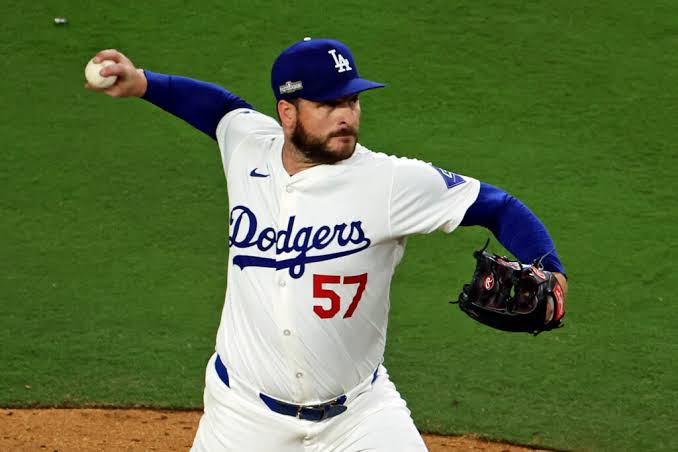 Red Sox Land Star Ryan Brasier in Game-Changing Move for 2025 Season!" 16