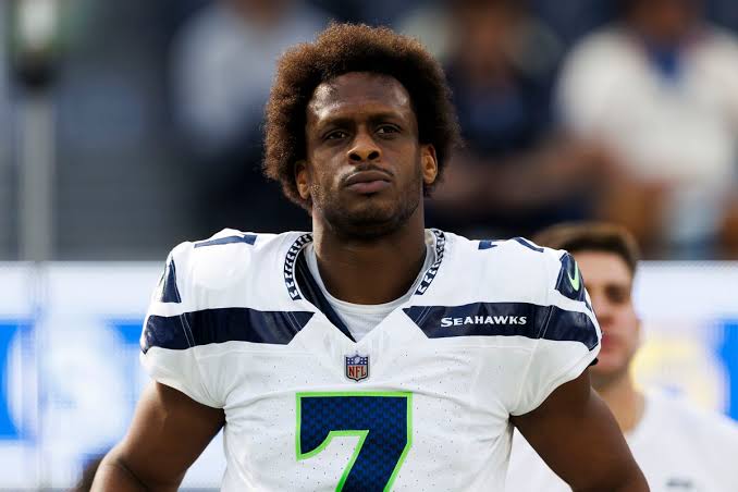 Pittsburgh Steelers Land Pro Bowl Quarterback Geno Smith in High-Stakes 2-Year, $30 Million Deal 1