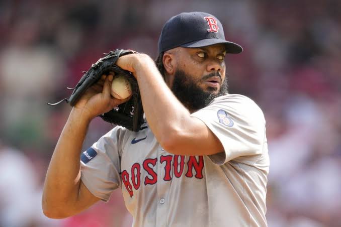*"BOSTON BOMBSHELL: Kenley Jansen Comes Back to Red Sox in Shocking Move!"* 21