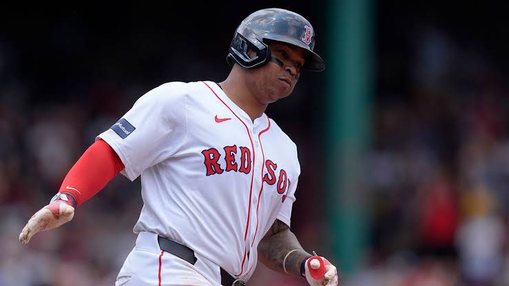 *BRAVES STEAL THE SHOW: Rafael Devers Leaves Boston Red Sox to Return back home!* 18