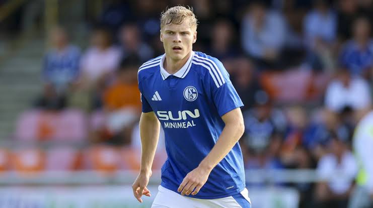 *FC SCHALKE ERLEIDET SCHWEREN SCHLAG: STAR-STÜRMER EMIL HOJLUND VERLÄSST DEN KLUB FÜR EINEN LANGFRISTIGEN VERTRAG* 1