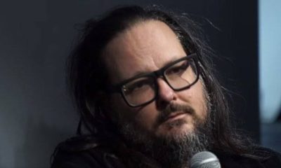 "KORN WITHOUT KORN? Jonathan Davis' Departure Sparks Panic Among Fans and Raises Questions About Band's Future"* 13