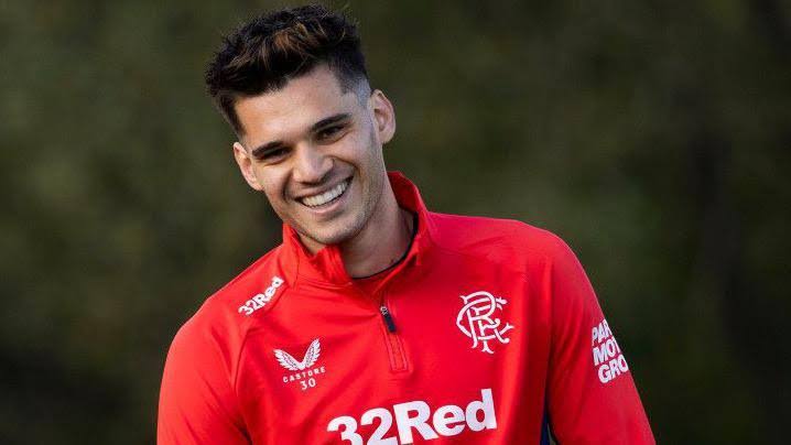 FCSB Îl Achiziționează pe Ianis Hagi de la Rangers cu un Contract de Șapte Ani 7