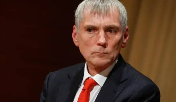 Ustanovitelj Zavoda Viva in so-ustanovitelj političnega Foruma 21 aretiran zaradi goljufije in trgovine z ljudmi 1