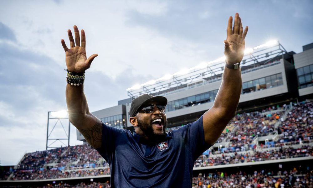 Ray Lewis Joins Miami Hurricanes as Coach, Igniting Championship Hopes 25
