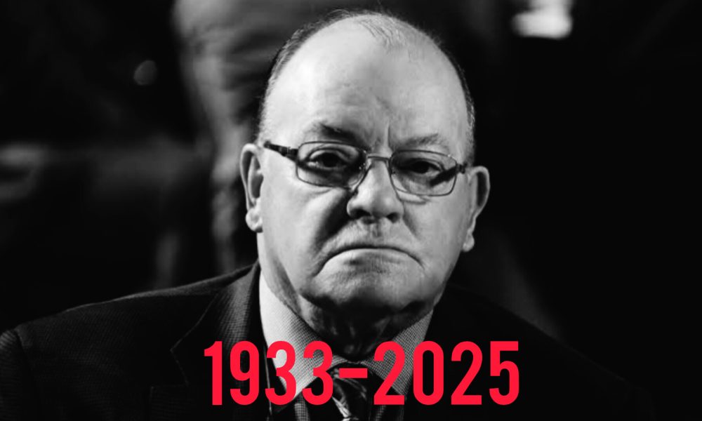 Legendary NHL Coach and Nine-Time Stanley Cup Champion Scotty Bowman Dies at 91 13