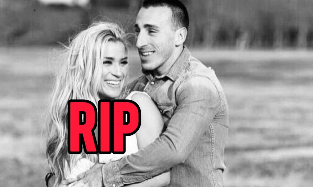 Tragedy Strikes Hockey Community: Brad Marchand Mourns Loss of Beloved Wife 19