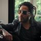 *"LENNY KRAVITZ'S SHOCKING CONFESSION: Rock Legend Reveals Secret Plastic Surgery on Hair and BILLION-DOLLAR Empire!"* 23
