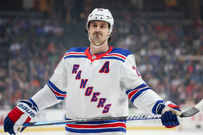 *SHOCKING DEVELOPMENT: Chris Kreider Set to Leave New York Rangers in Free Agency* 7