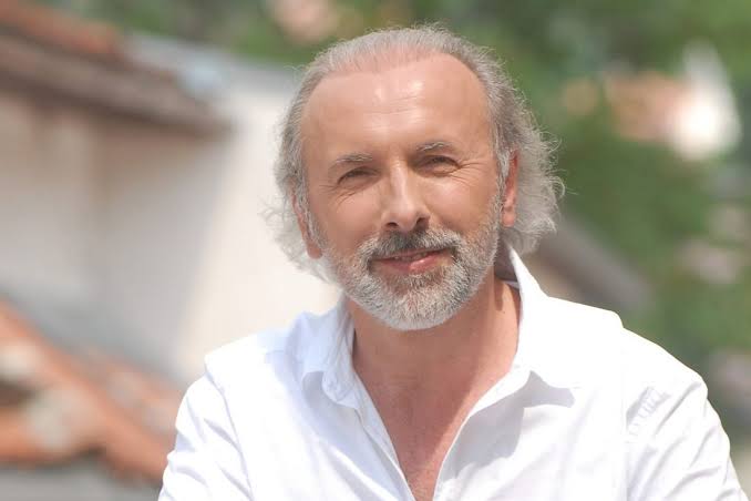 Bosanski pjevač Dino Merlin uhapšen zbog navodne trgovine drogom 13